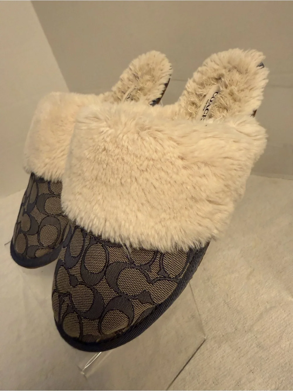 Coach Zena Signature Jacquard Faux Fur Mule Slippers Women’s Size 9B